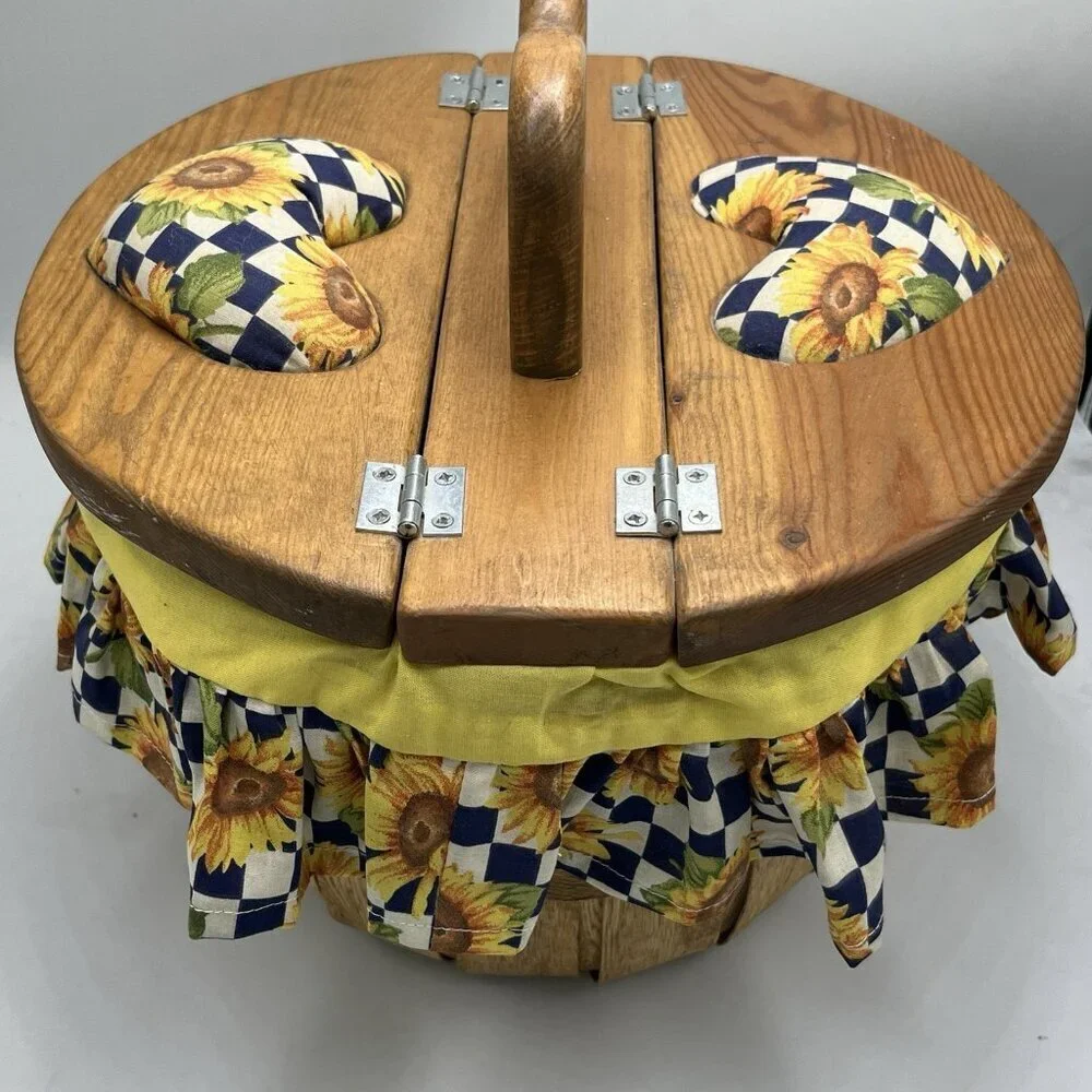 Vintage Half Bushel Sewing Picnic Basket Wooden Handle Sunflower Fabric Lined